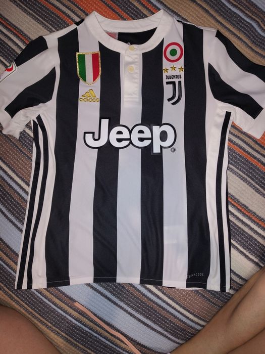 Две тениска на Адидас (Adidas)