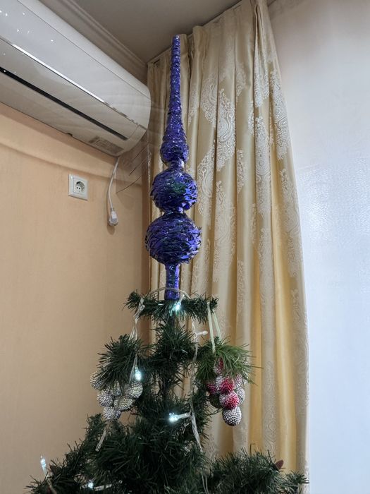 Продается елка с игрушками