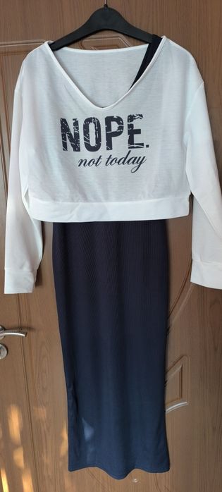 Рокля с горнище с ръкав