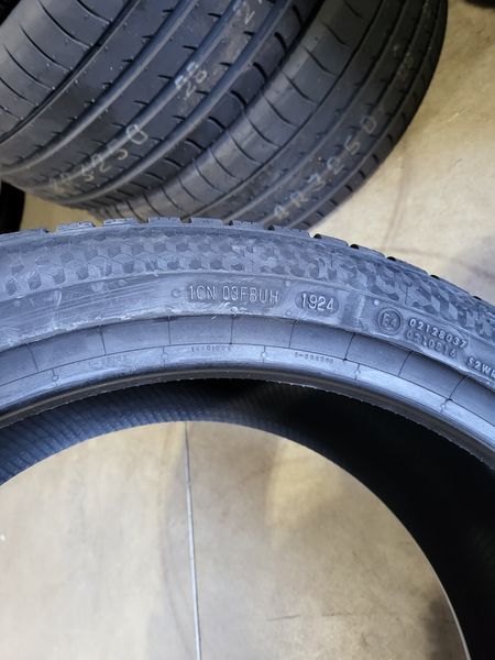 235/45/20 Continental 2бр