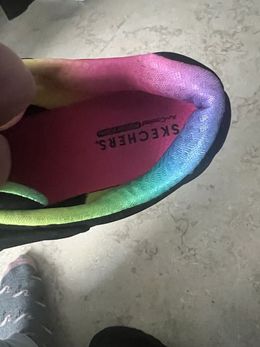 Skechers noi,marimea 37