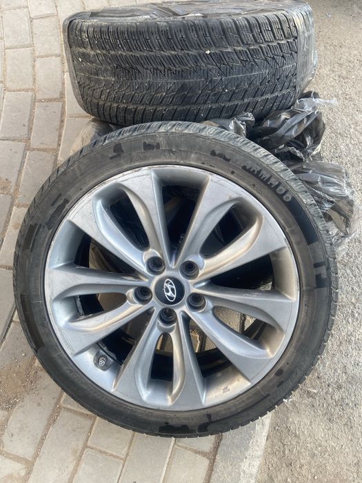 Диска R18  225/45/18  зимные шины
