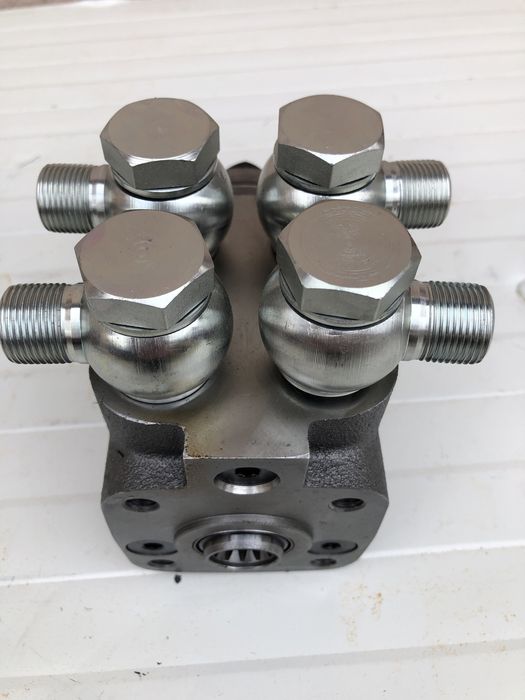 Danfus directie ,danfoss servo tractor fend