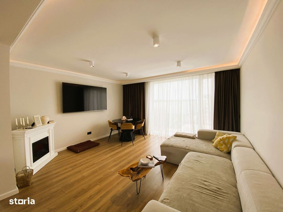 Duplex cu 4 camere 2 bai si curte libera 200 mp in Cisnadie