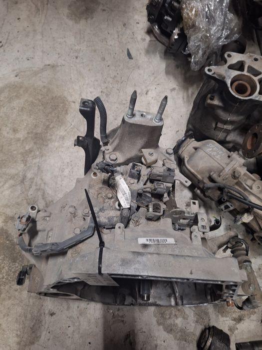 Роботизирана скоростна кутия Honda Civic 1.8 V tec / Хонда Сивик 1.8