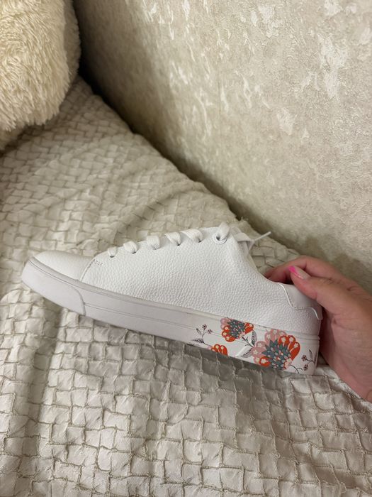 Кроссовки ted baker