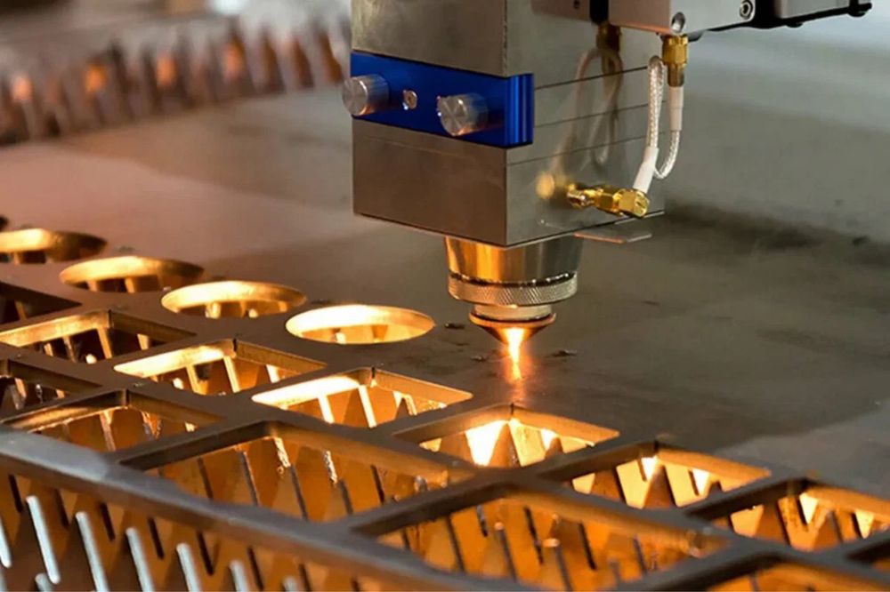 Лазерная резка,листогибочная услуга