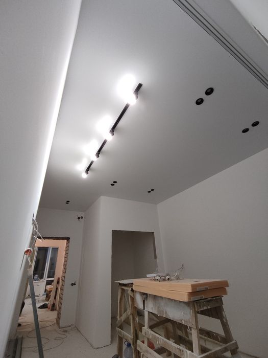 Натяжные потолки