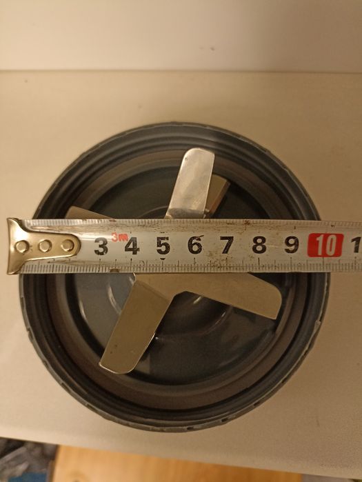 Capac cuțite blender