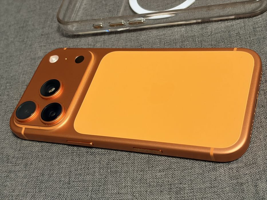 Iphone 17 pro 256gb cosmic orange 100% battery
