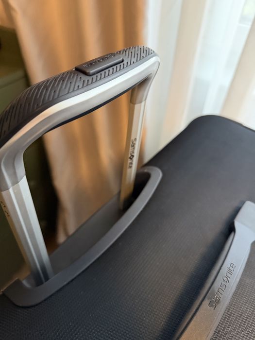Голям текстилин куфар на Samsonite