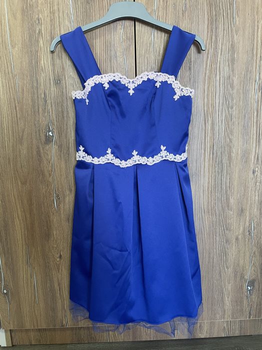 Официални къси рокли