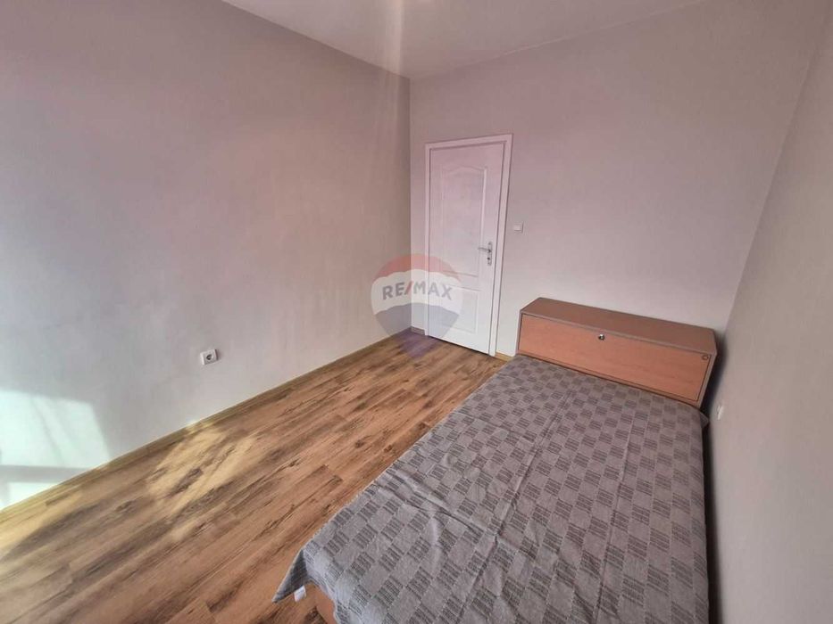 Двустаен апартамент под наем, Колхозен пазар, гр. Варна ДВ 4228