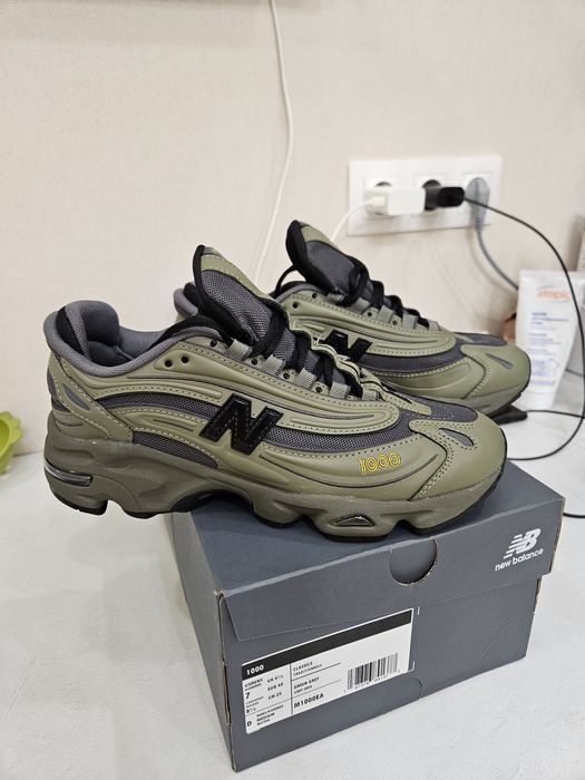 Кроссовки New balance 1000