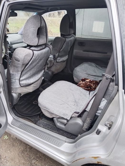 Продам Митсубиси Спейс Вагон