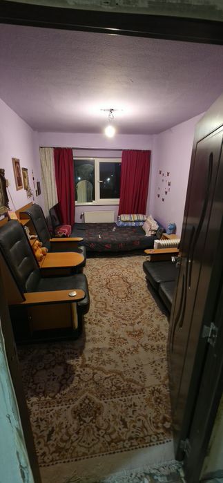 Vand apartament 3 camere
