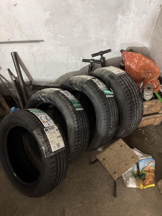 Продам диски и покрышки