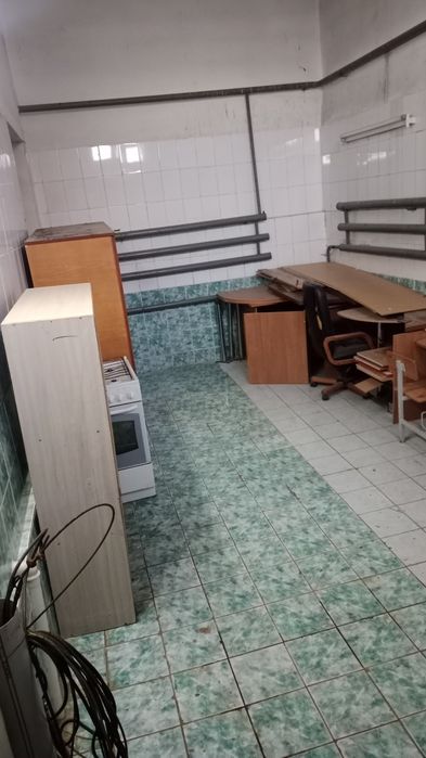 Сдам тёплое помещение под склад.