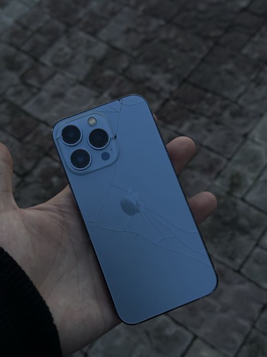 Продам 13про 256гб