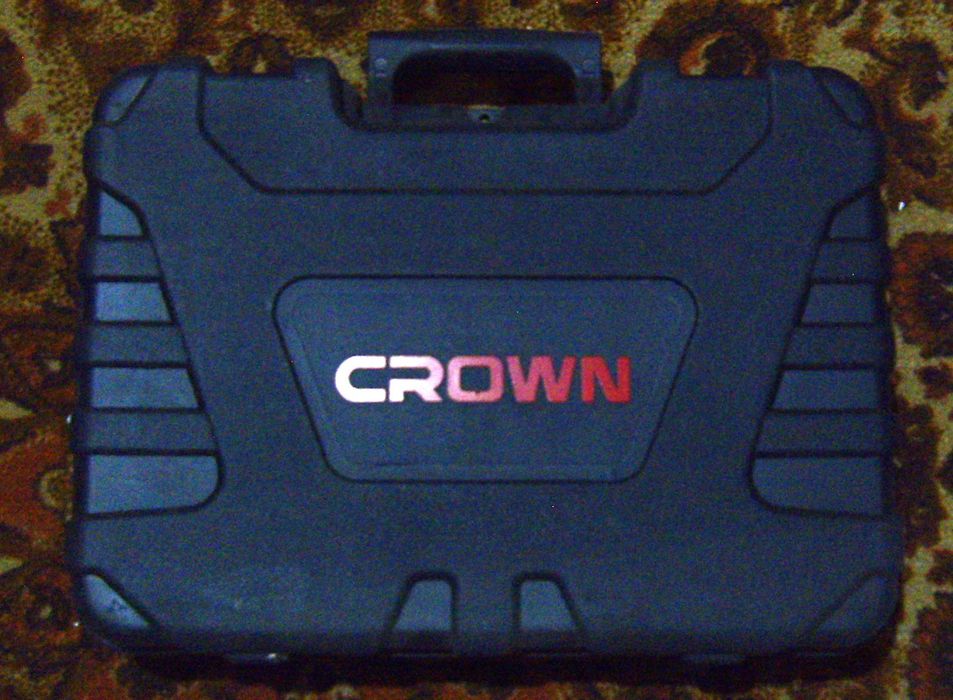 Продается комбинированный перфоратор, дрель.