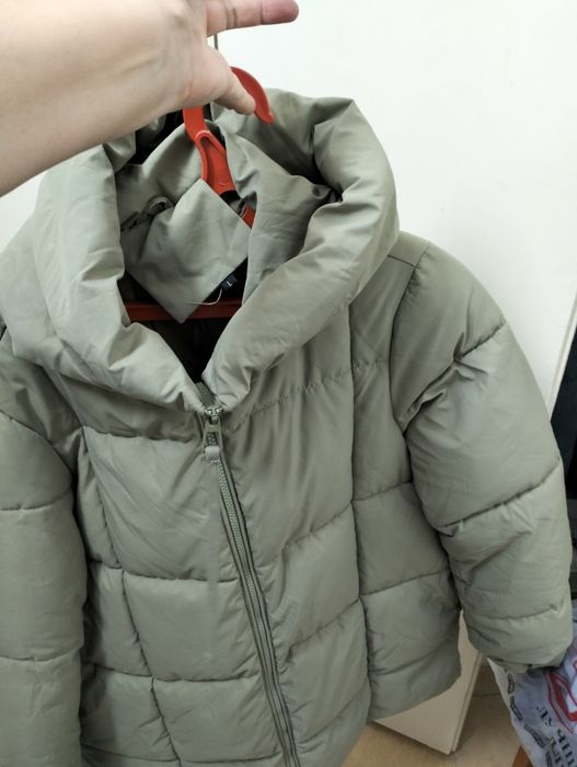 Продам куртку женскую теплую