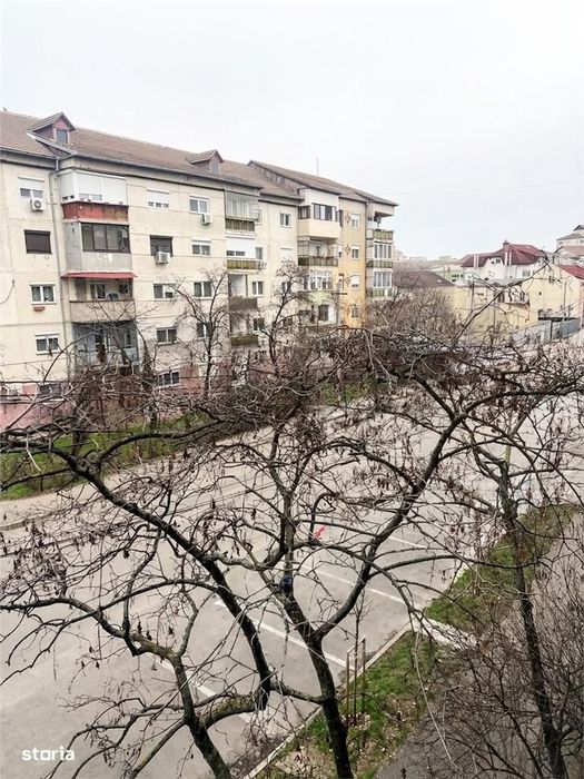 RECO apartament 3 camere in Rogerius