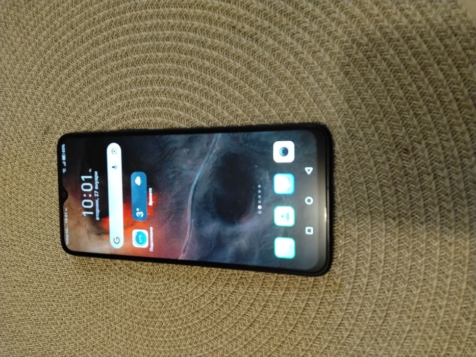 Продавам Хонор Х6а