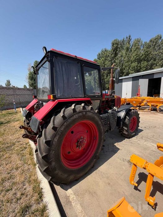 Traktor Belarus 1221.3