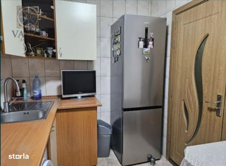 Apartament 3 camere - DECOMANDAT -  BRANCOVEANU