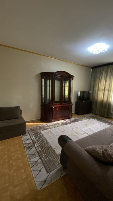 Сдаётся 1-комнатная в 12-м микрорайоне