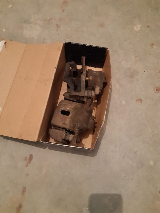 Спирачни апарати за Subaru Legacy 2.5i 2004 165