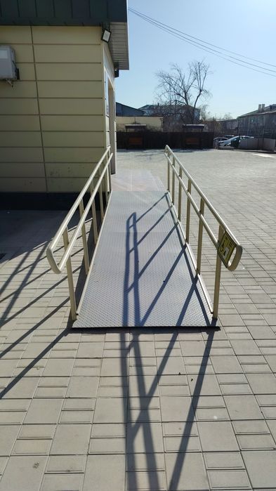 Пандус,  тактильная плитка, мнемосхема
