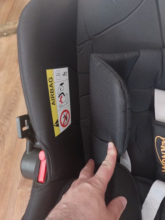 Продам автокресло