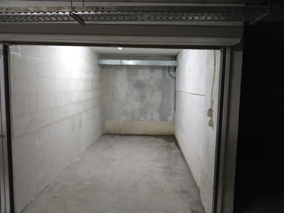 Дава се под наем Гараж / Паркомясто в София, Люлин 8 - 15 кв.м за 66.3 € - Снимка #3