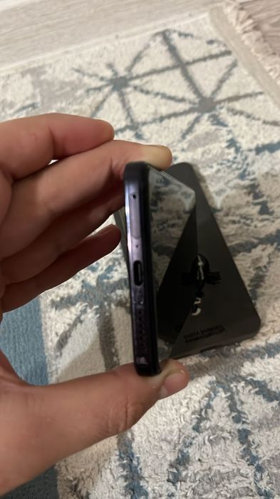 продам Vivo V50Lite 4G