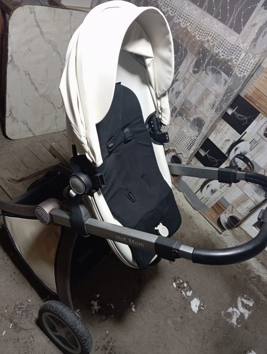 Продам коляску почти новая