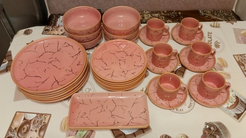 Сервиз чайно столовый