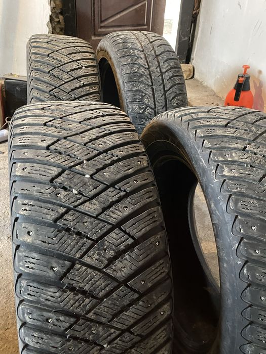 Продам зимние шины комплект, Good Year