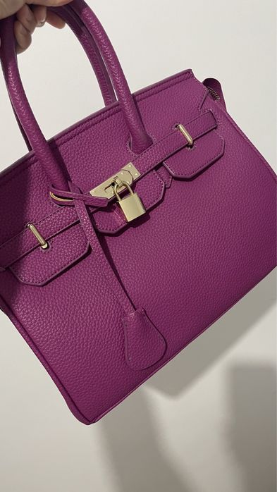 Продам женскую сумку