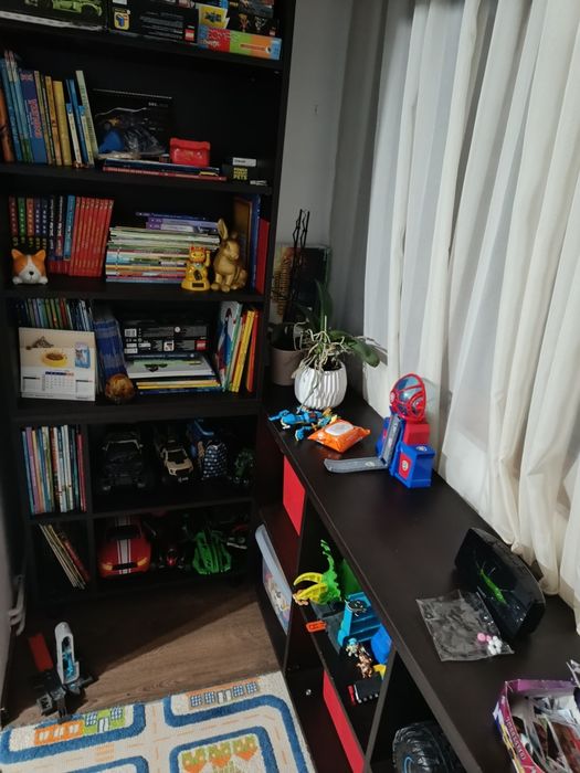 Biblioteca  unisex