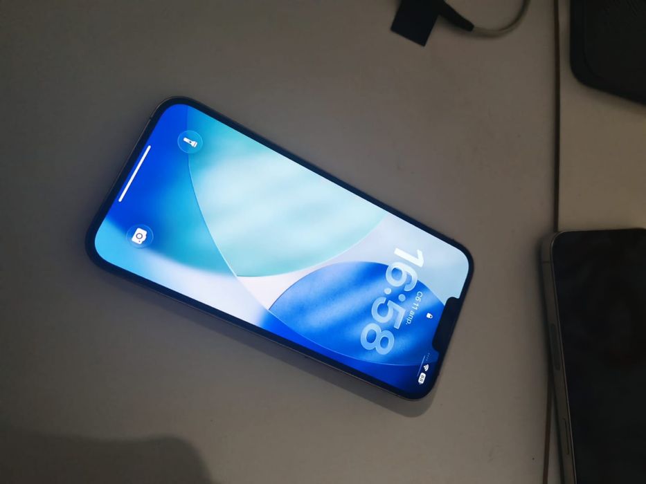 13 про мах в хорошем состоянии