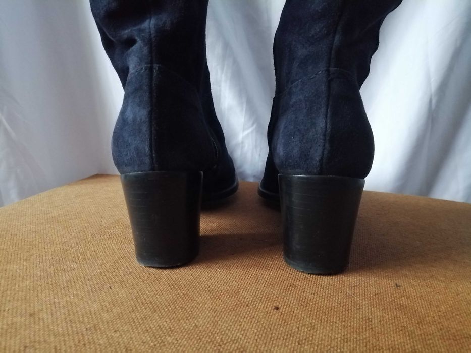 № 37 дамски ботуши естествен велур в син цвят