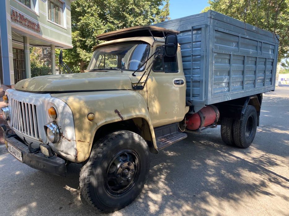 Gaz 53 Sotiladi