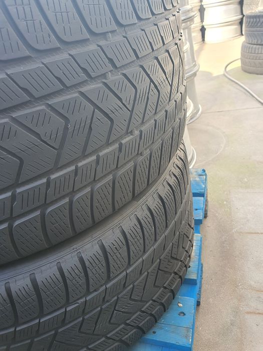 Anvelope iarna 305/40/20 pireiii an 2019  2buc