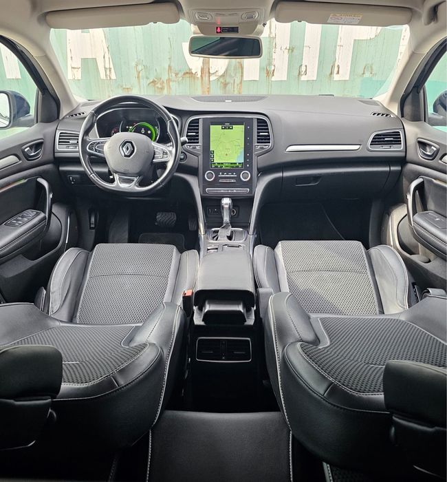 1,5 dCi 110 cp Automat Navi SemiPiele Senzori Camera Clima