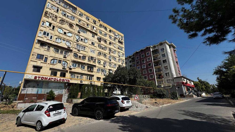 Срочно квартира сотилади