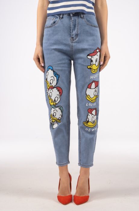 Свежи дънки Disney