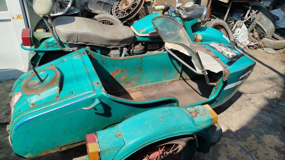 Продам Урал по запчастям нахожусь в городе