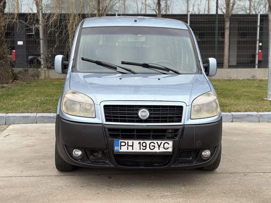 Vand fiat doblo 7 locuri