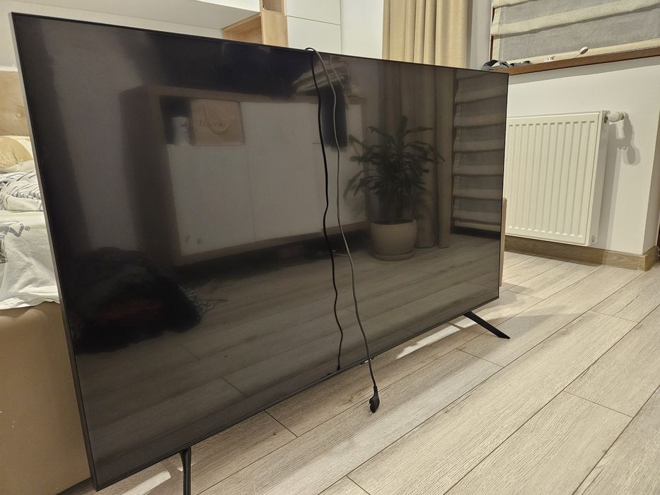TV Samsung 140 cm display defect
